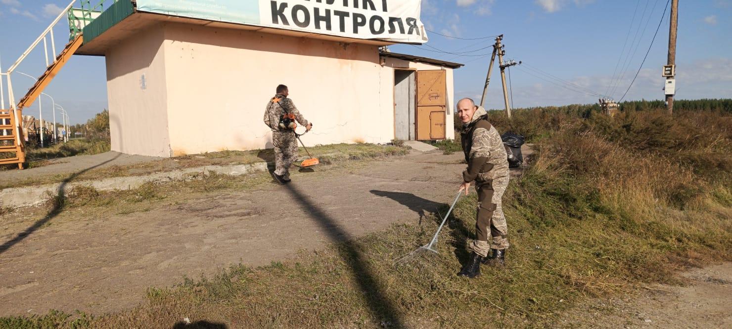 Сотрудники МТУ Ространснадзора по СФО приняли участие во Всероссийском субботнике «Зеленая Россия» в рамках международного эколого-патриотического проекта «Лес Победы»